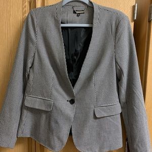 Size 6- Women’s work/business blazer